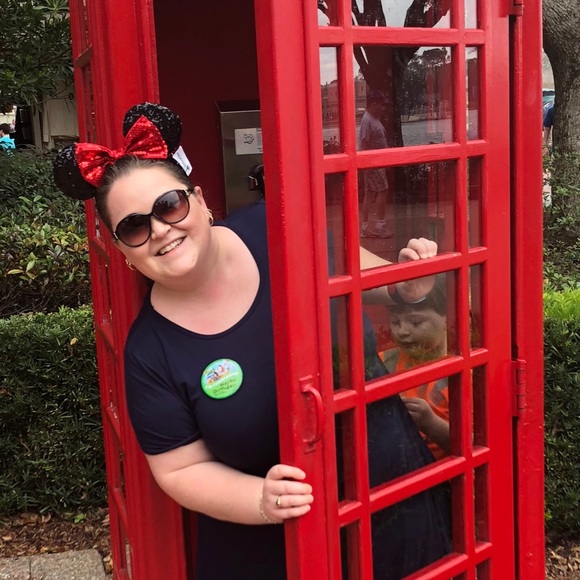 Hi there! ✌🏼💜 I’m Jay! - Picture 3 of 3